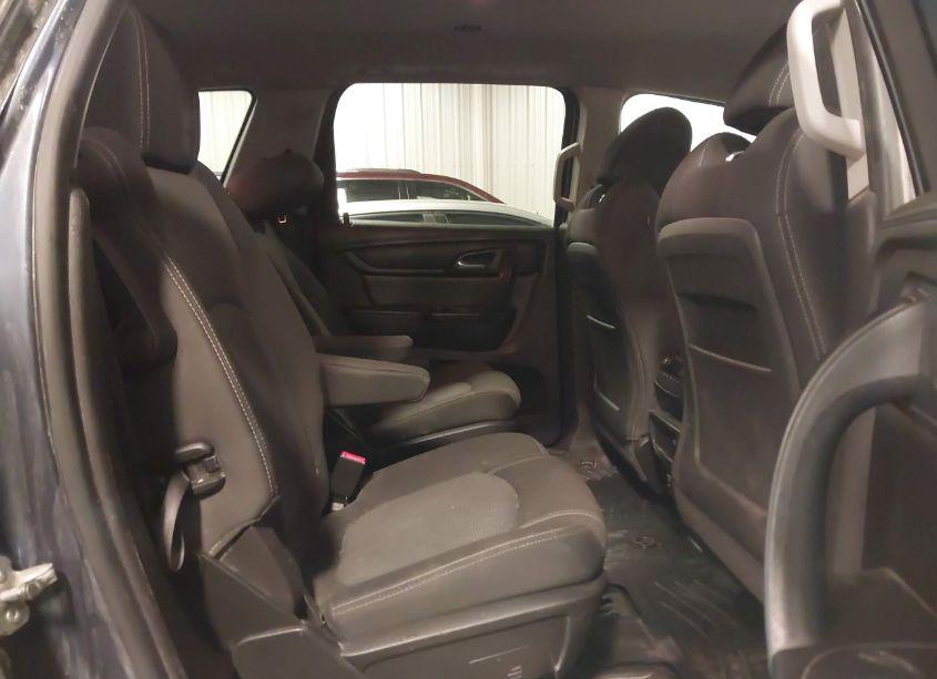 Photo 8 of 2014 Chevrolet Traverse 2LT (VIN 1GNKVHKDXEJ304843)