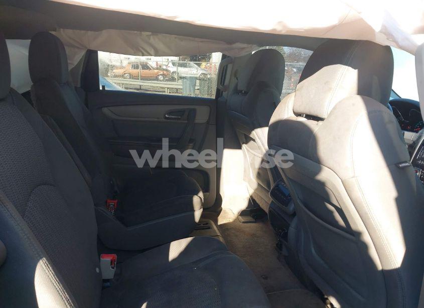 Photo 8 of 2015 Chevrolet Traverse 2LT (VIN 1GNKVHKDXFJ170658)