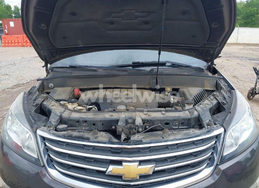 Photo 10 of 2015 Chevrolet Traverse 2LT (VIN 1GNKVHKDXFJ350366)