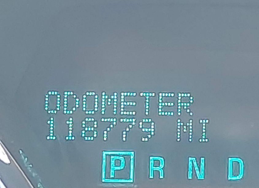 Photo 16 of 2017 Chevrolet Traverse 2LT (VIN 1GNKVHKDXHJ130521)