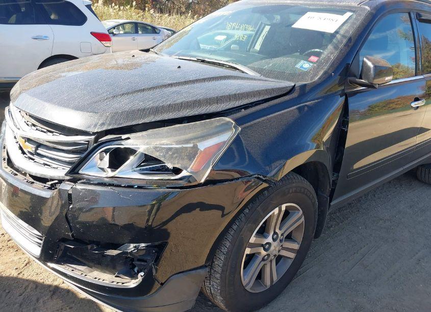 Photo 18 of 2017 Chevrolet Traverse 2LT (VIN 1GNKVHKDXHJ130521)