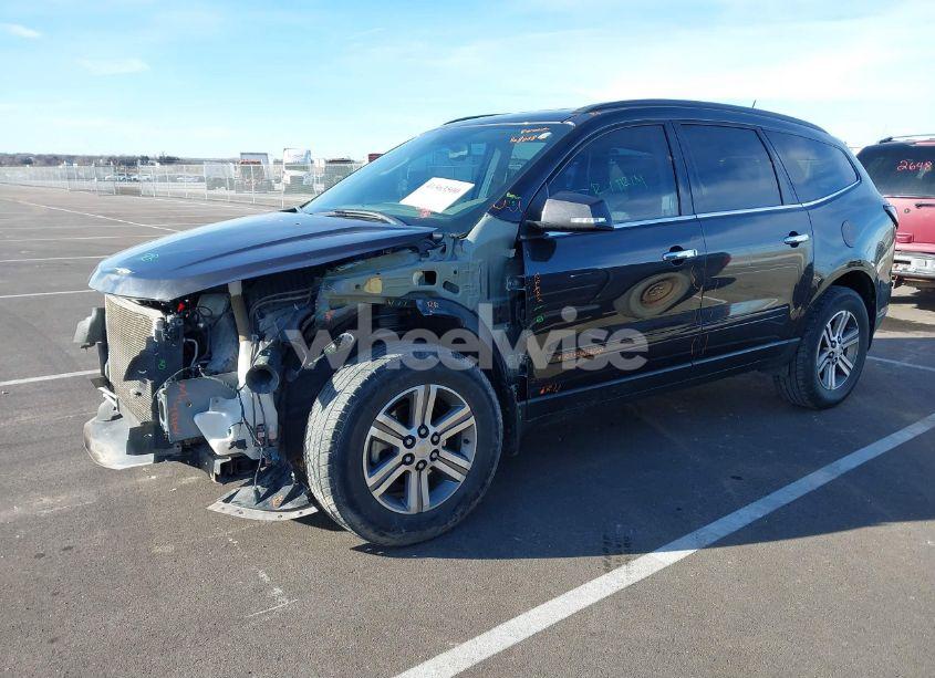 Photo 2 of 2017 Chevrolet Traverse 2LT (VIN 1GNKVHKDXHJ160280)