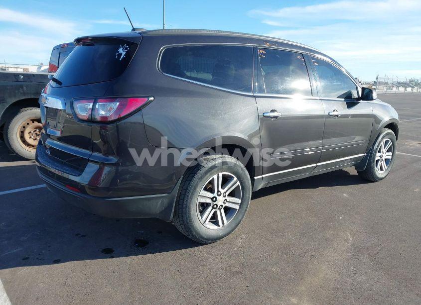 Photo 4 of 2017 Chevrolet Traverse 2LT (VIN 1GNKVHKDXHJ160280)
