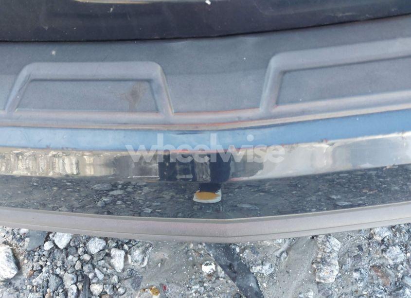 Photo 20 of 2017 Chevrolet Traverse 2LT (VIN 1GNKVHKDXHJ173627)