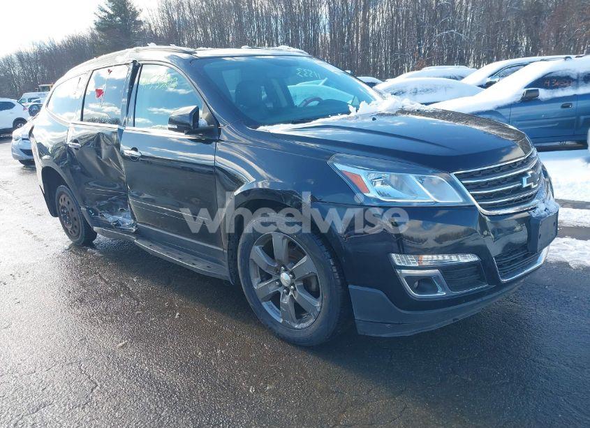 2017 Chevrolet Traverse 2LT (VIN 1GNKVHKDXHJ236306) main photo