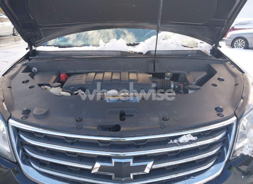Photo 10 of 2017 Chevrolet Traverse 2LT (VIN 1GNKVHKDXHJ236306)