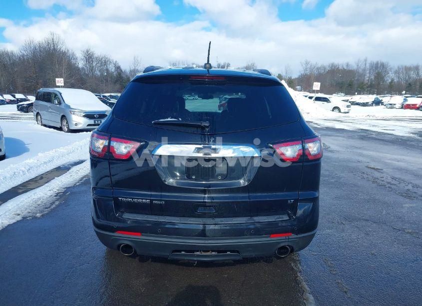 Photo 17 of 2017 Chevrolet Traverse 2LT (VIN 1GNKVHKDXHJ236306)