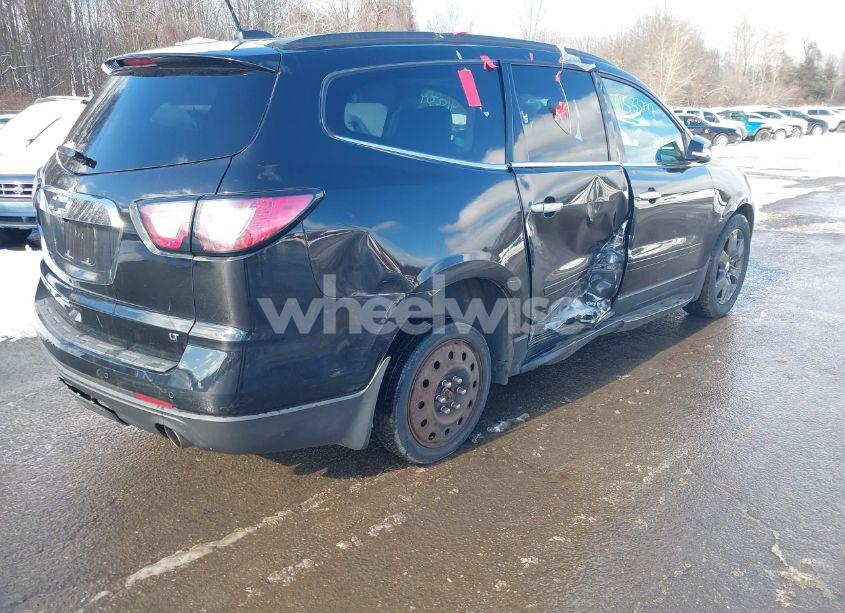 Photo 4 of 2017 Chevrolet Traverse 2LT (VIN 1GNKVHKDXHJ236306)