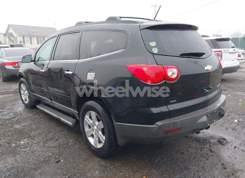 Photo 3 of 2011 Chevrolet Traverse 2LT (VIN 1GNKVJED1BJ124634)