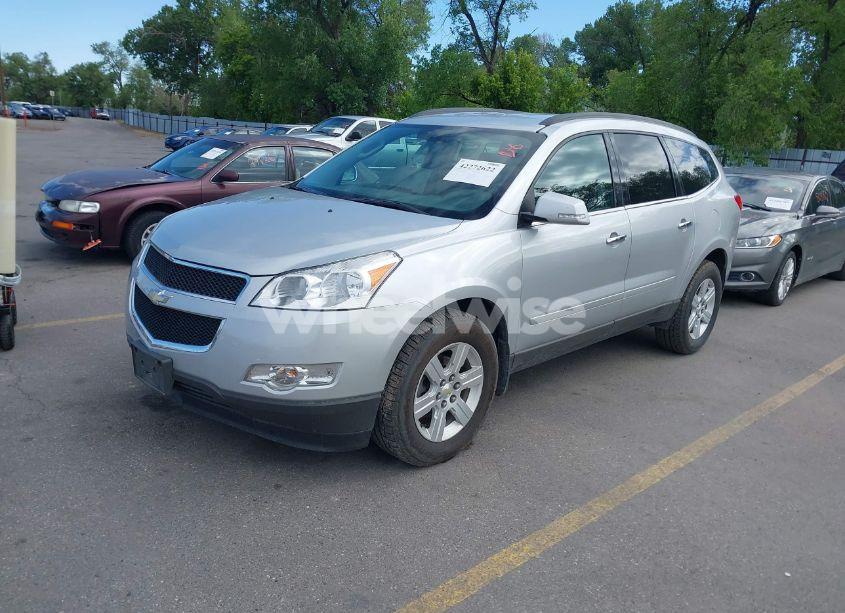Photo 2 of 2011 Chevrolet Traverse 2LT (VIN 1GNKVJED1BJ357283)