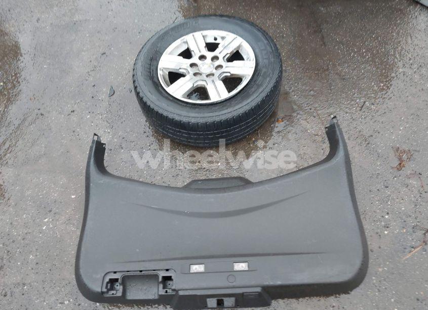 Photo 12 of 2012 Chevrolet Traverse 2LT (VIN 1GNKVJED1CJ394948)