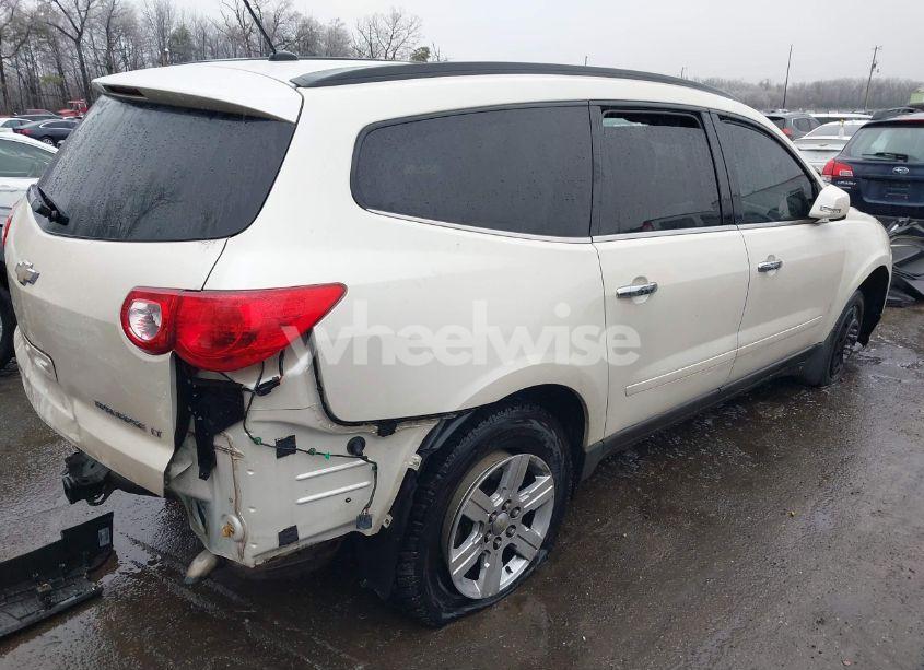 Photo 4 of 2012 Chevrolet Traverse 2LT (VIN 1GNKVJED1CJ394948)