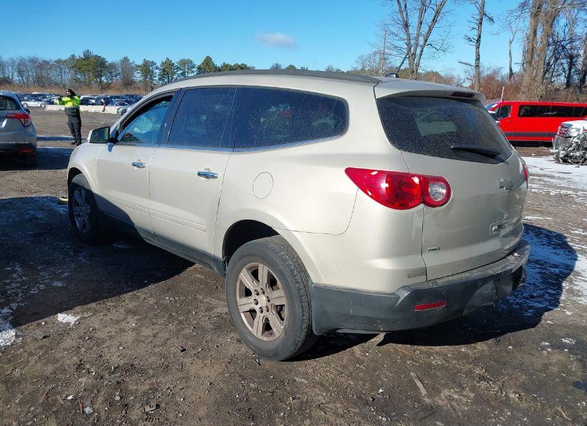 Photo 3 of 2012 Chevrolet Traverse 2LT (VIN 1GNKVJED2CJ152315)