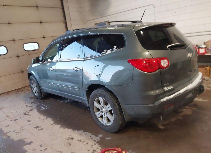 Photo 3 of 2011 Chevrolet Traverse 2LT (VIN 1GNKVJED3BJ106510)
