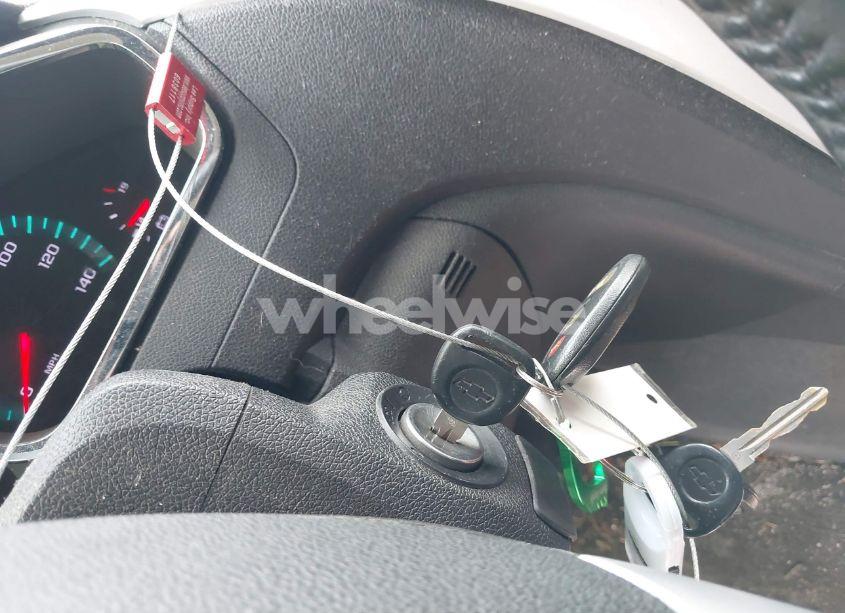 Photo 10 of 2011 Chevrolet Traverse 2LT (VIN 1GNKVJED3BJ152242)