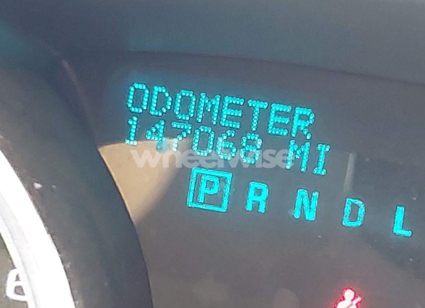 Photo 7 of 2011 Chevrolet Traverse 2LT (VIN 1GNKVJED3BJ152242)