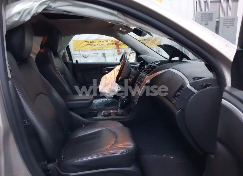 Photo 5 of 2012 Chevrolet Traverse 2LT (VIN 1GNKVJED3CJ231024)