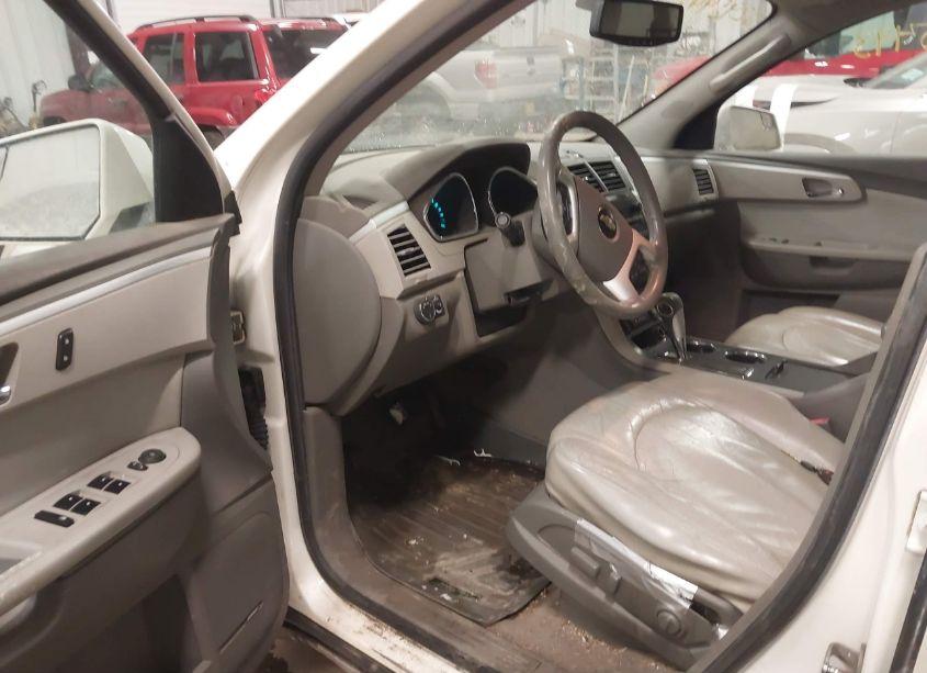 Photo 5 of 2011 Chevrolet Traverse 2LT (VIN 1GNKVJED4BJ124014)