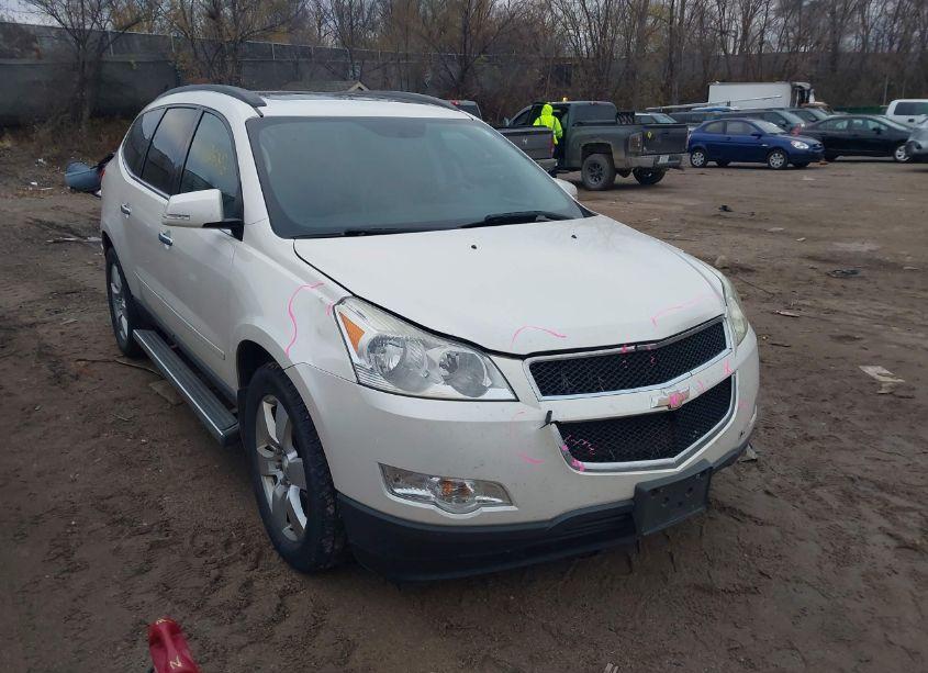 Photo 6 of 2011 Chevrolet Traverse 2LT (VIN 1GNKVJED4BJ335813)