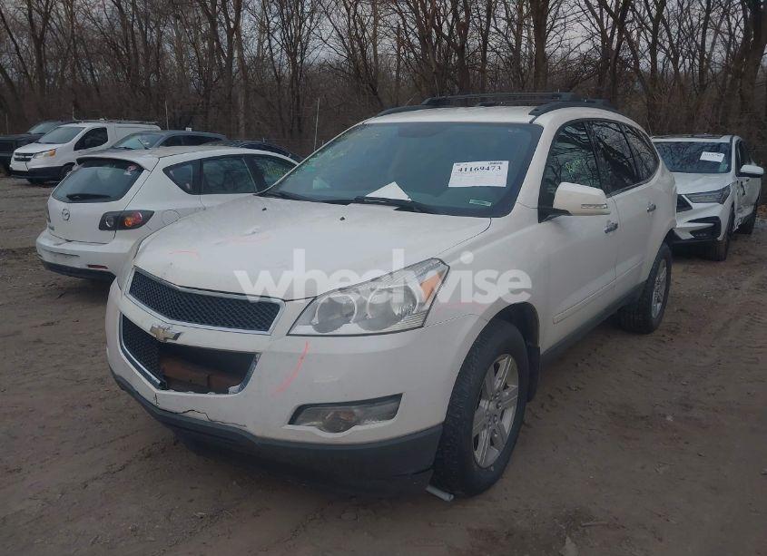 Photo 2 of 2011 Chevrolet Traverse 2LT (VIN 1GNKVJED4BJ347041)