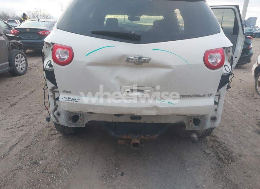 Photo 6 of 2011 Chevrolet Traverse 2LT (VIN 1GNKVJED4BJ347041)