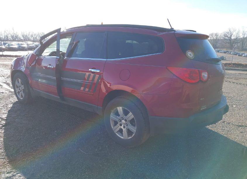Photo 3 of 2012 Chevrolet Traverse 2LT (VIN 1GNKVJED5CJ198107)