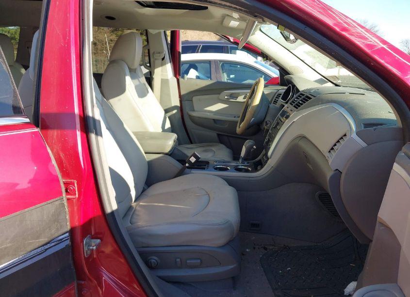 Photo 5 of 2012 Chevrolet Traverse 2LT (VIN 1GNKVJED5CJ198107)