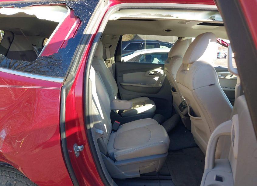 Photo 8 of 2012 Chevrolet Traverse 2LT (VIN 1GNKVJED5CJ198107)