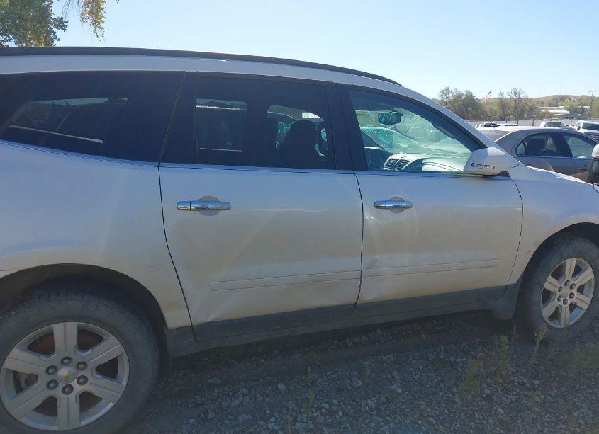 Photo 13 of 2011 Chevrolet Traverse 2LT (VIN 1GNKVJED6BJ317488)