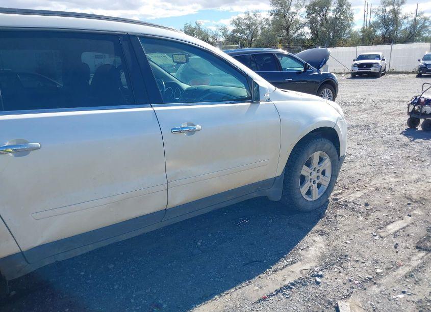 Photo 16 of 2011 Chevrolet Traverse 2LT (VIN 1GNKVJED6BJ317488)