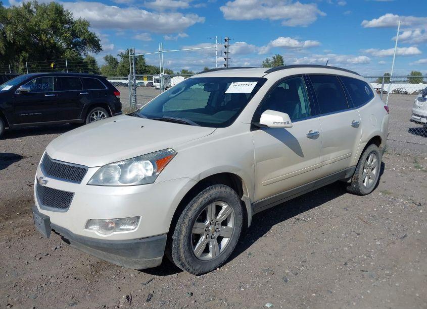 Photo 2 of 2011 Chevrolet Traverse 2LT (VIN 1GNKVJED6BJ317488)