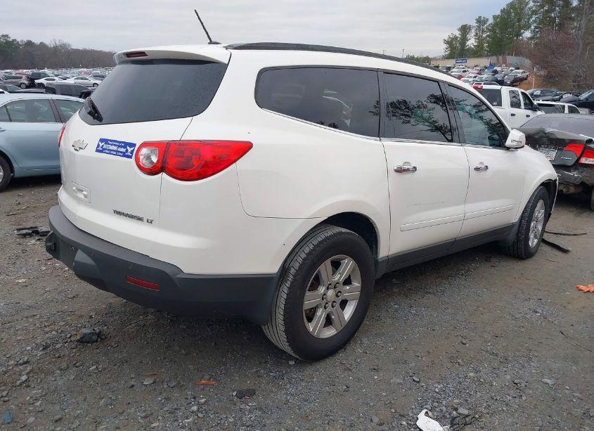 Photo 4 of 2012 Chevrolet Traverse 2LT (VIN 1GNKVJED6CJ147764)