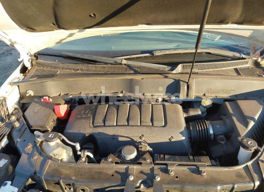 Photo 10 of 2011 Chevrolet Traverse 2LT (VIN 1GNKVJED7BJ218940)