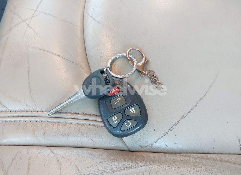 Photo 11 of 2011 Chevrolet Traverse 2LT (VIN 1GNKVJED7BJ218940)