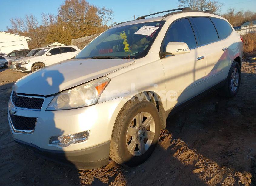 Photo 2 of 2011 Chevrolet Traverse 2LT (VIN 1GNKVJED7BJ218940)