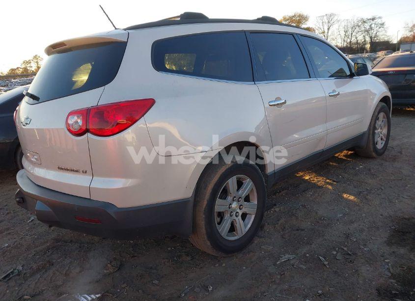 Photo 4 of 2011 Chevrolet Traverse 2LT (VIN 1GNKVJED7BJ218940)
