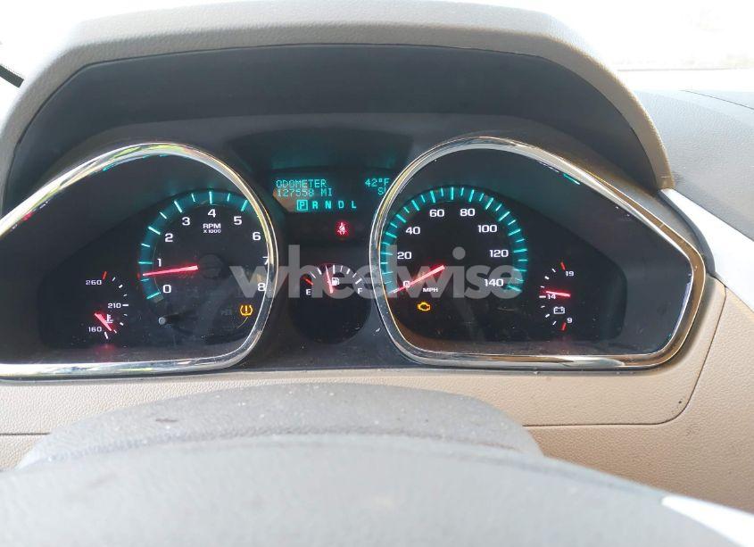 Photo 7 of 2011 Chevrolet Traverse 2LT (VIN 1GNKVJED7BJ218940)