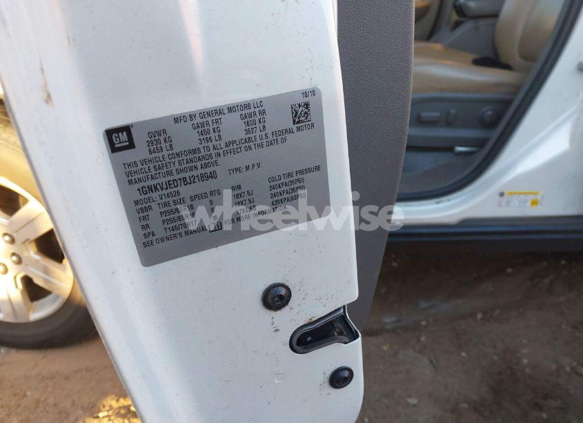 Photo 9 of 2011 Chevrolet Traverse 2LT (VIN 1GNKVJED7BJ218940)