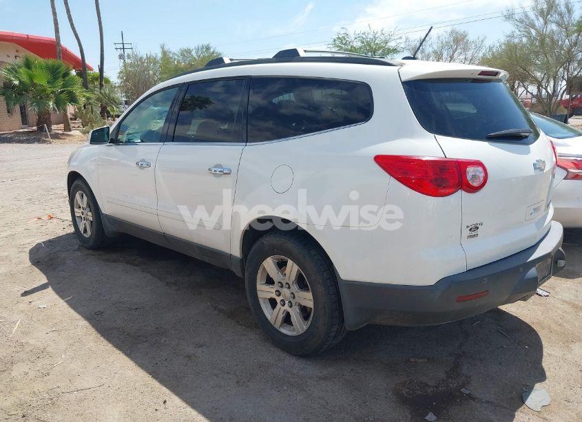 Photo 3 of 2012 Chevrolet Traverse 2LT (VIN 1GNKVJED7CJ204781)