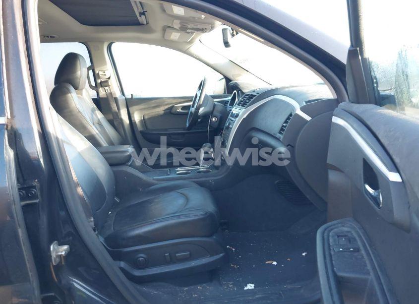 Photo 5 of 2012 Chevrolet Traverse 2LT (VIN 1GNKVJED7CJ248604)