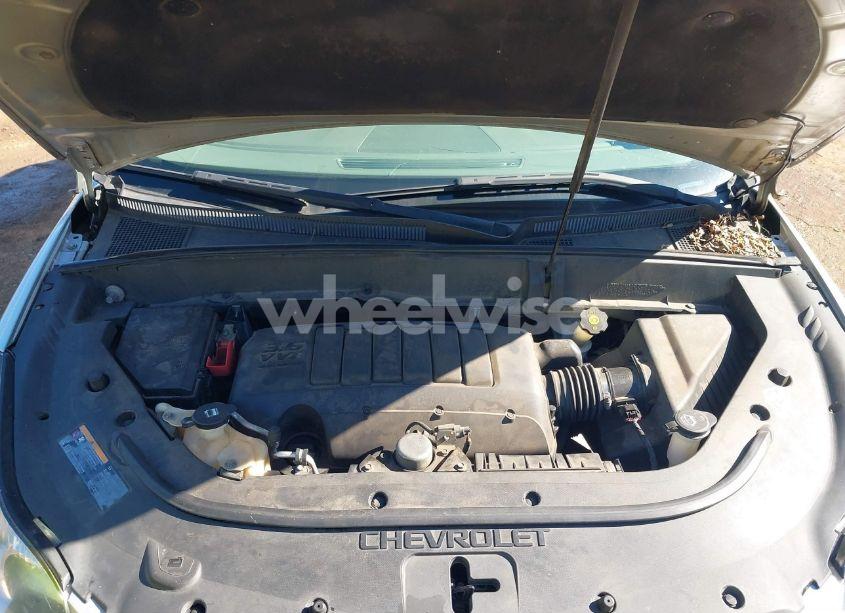 Photo 10 of 2011 Chevrolet Traverse 2LT (VIN 1GNKVJED8BJ171224)