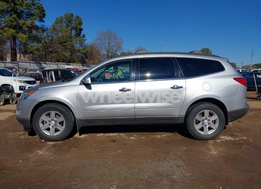 Photo 15 of 2011 Chevrolet Traverse 2LT (VIN 1GNKVJED8BJ171224)