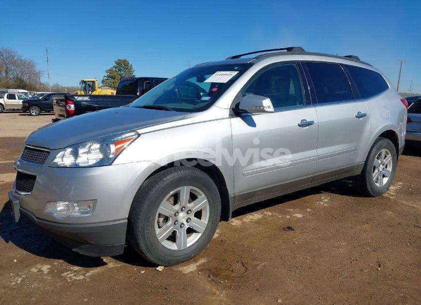 Photo 2 of 2011 Chevrolet Traverse 2LT (VIN 1GNKVJED8BJ171224)
