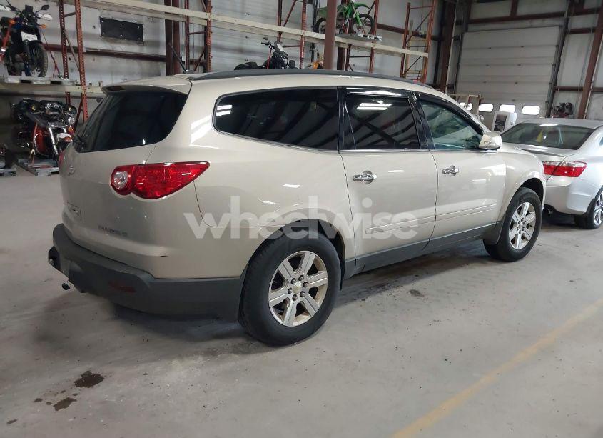 Photo 4 of 2012 Chevrolet Traverse 2LT (VIN 1GNKVJED8CJ277187)