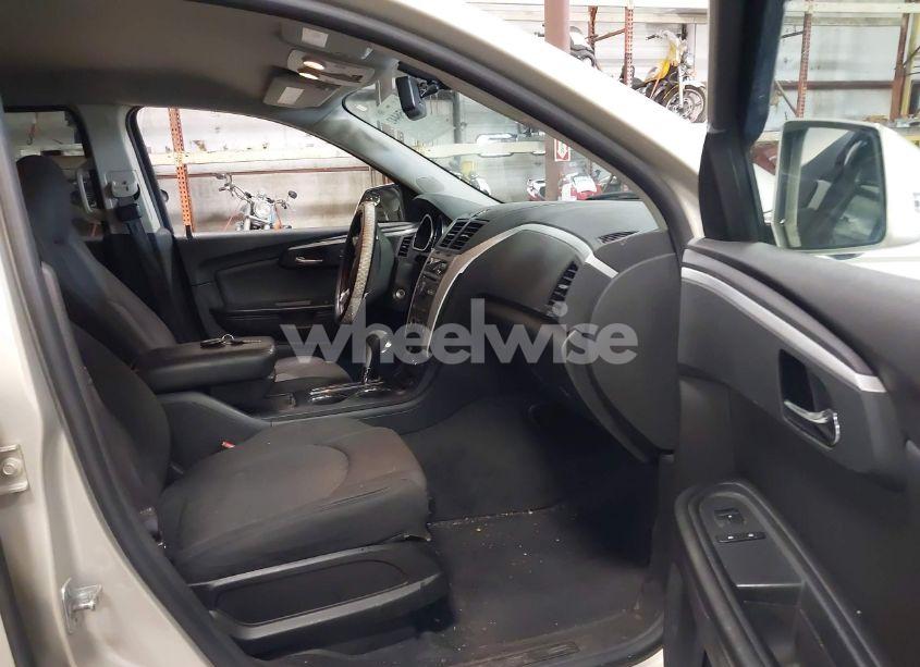 Photo 5 of 2012 Chevrolet Traverse 2LT (VIN 1GNKVJED8CJ277187)