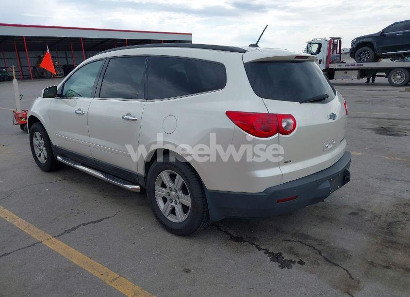 Photo 3 of 2012 Chevrolet Traverse 2LT (VIN 1GNKVJED8CJ300886)