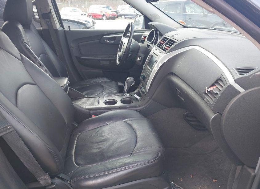 Photo 5 of 2012 Chevrolet Traverse 2LT (VIN 1GNKVJED8CJ302220)