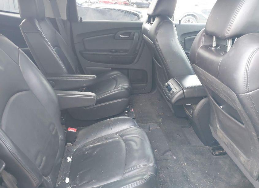 Photo 8 of 2012 Chevrolet Traverse 2LT (VIN 1GNKVJED8CJ302220)