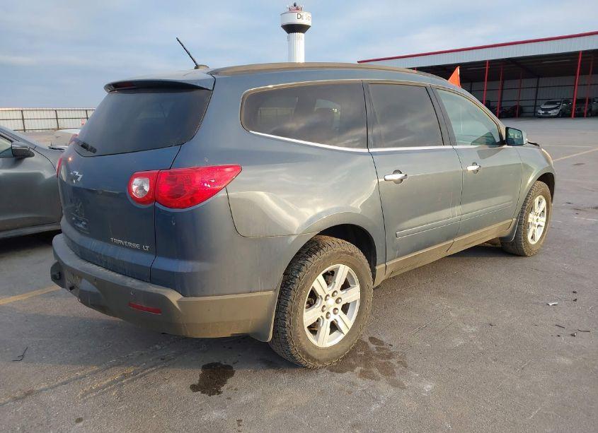 Photo 4 of 2012 Chevrolet Traverse 2LT (VIN 1GNKVJED8CJ311287)
