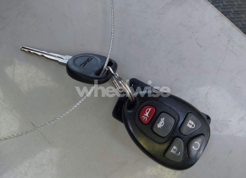 Photo 11 of 2011 Chevrolet Traverse 2LT (VIN 1GNKVJED9BJ114496)